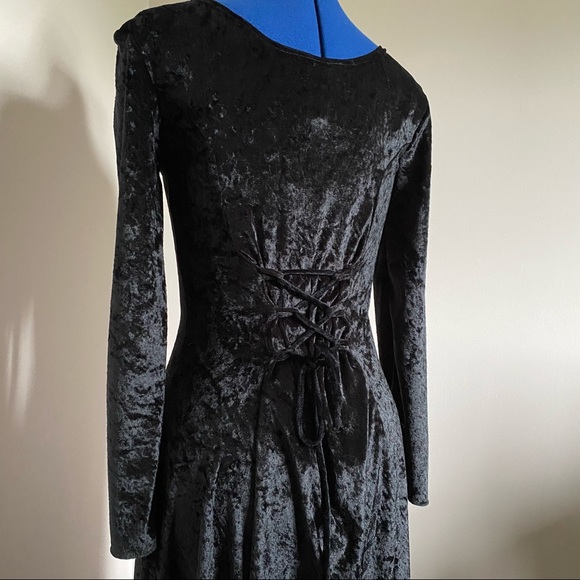 [SOLD]vintage 90s witchy button lace up midi dress - Picture 12 of 16